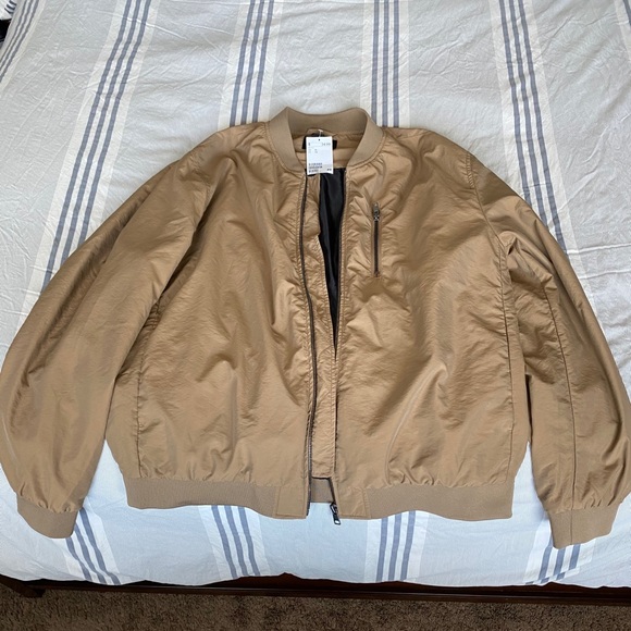 H&M Other - H&M Bomber Jacket